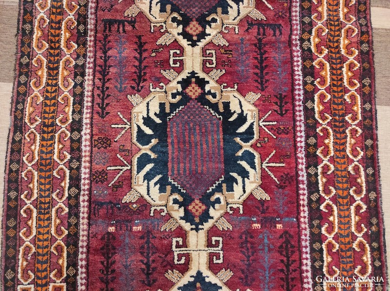 Antik perzsaszőnyeg 3 medálionos csomózott kézi csomózású perzsa szőnyeg 464 7385