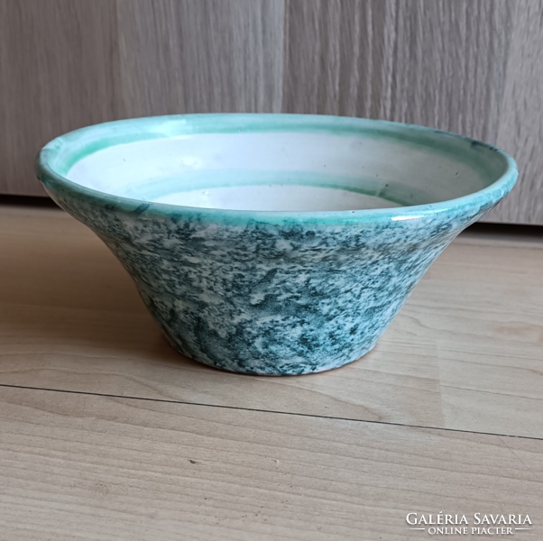 Decorative ceramic bowl