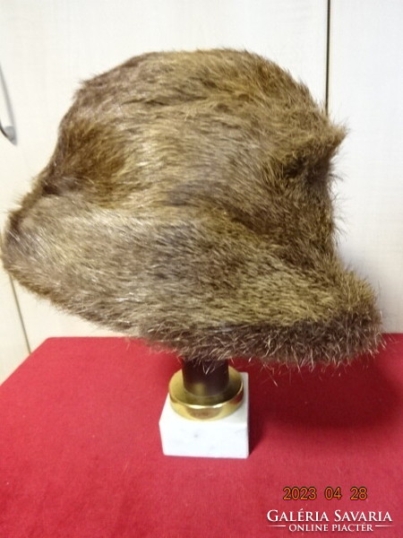 Women's brown hat, size 56, used. Jokai.