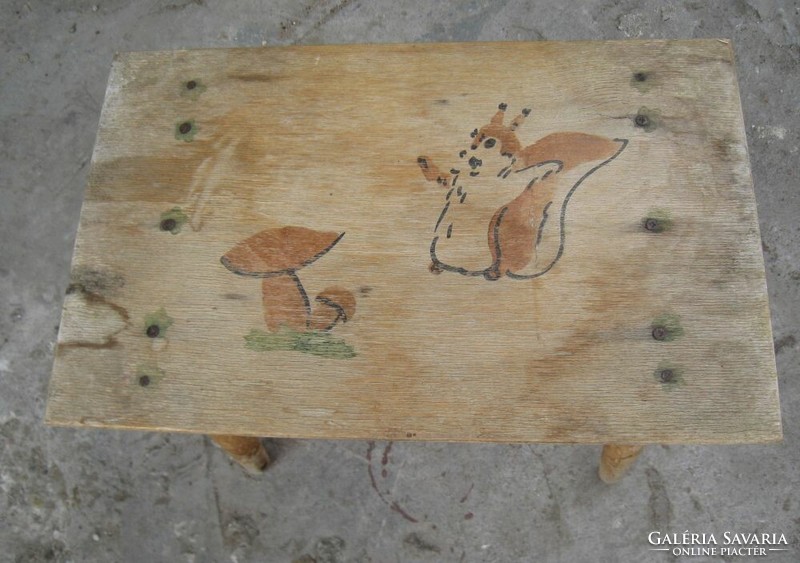 Children's stool with squirrel and mushroom