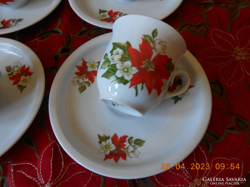 Zsolnay poinsettia coffee cup