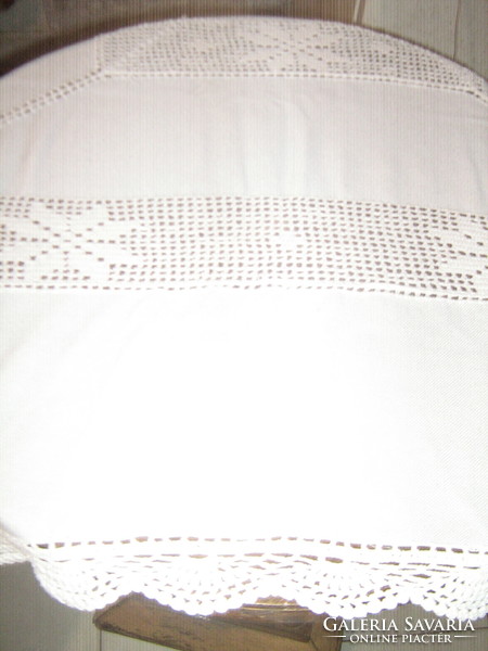 Dreamy crocheted lace flower inset white huge needlework tablecloth