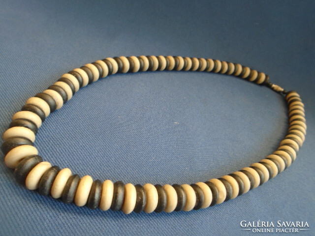 A so-called ethnic necklace for either men or ladies