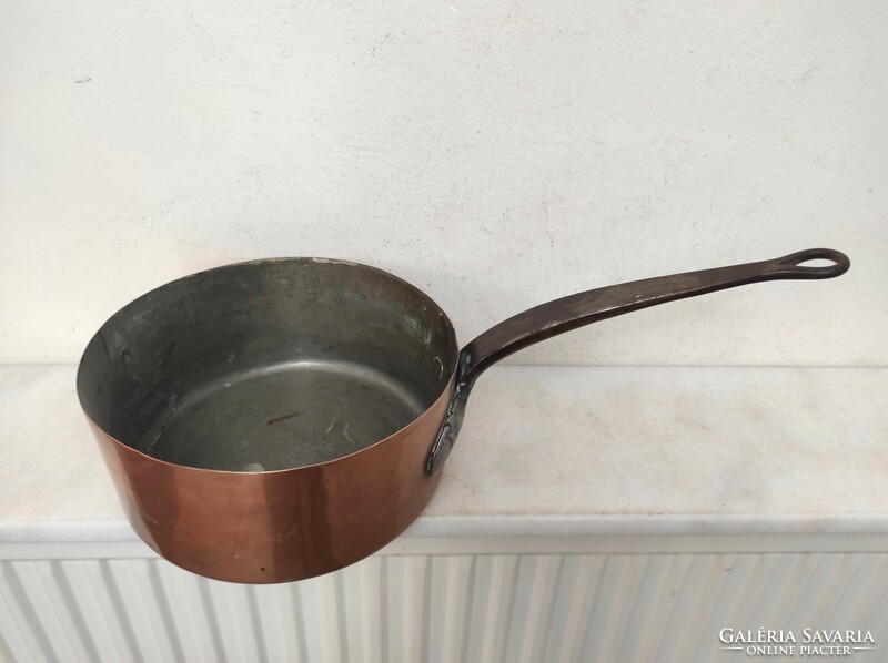 Antique tinned kitchen tool red copper pan with large handle and leg with iron lug 456 7390