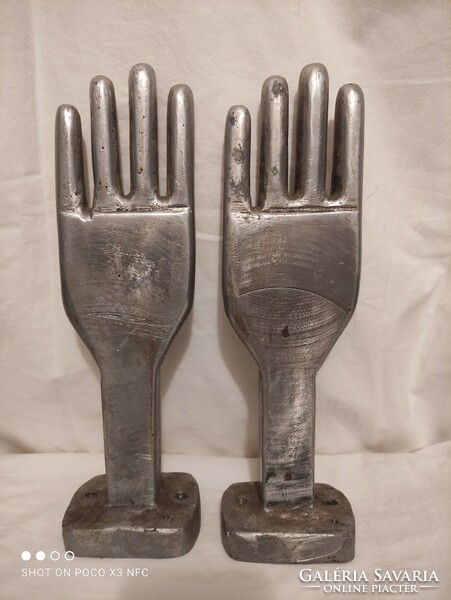 Vintage mid century metal hand industrial loft design sculpture aluminum alloy glove iron shaping piece bar