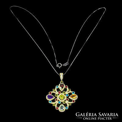 White gold Pakistani medal with real gemstones 7.3 carats