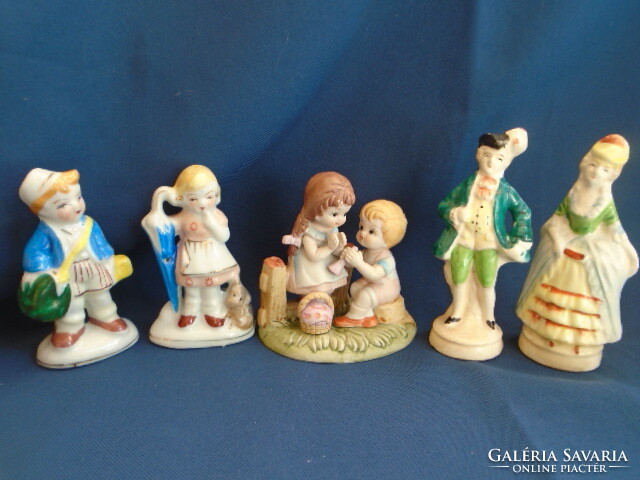 4 fine porcelain figurines and 1 biscuit portrait - only sold together