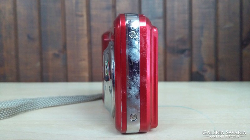 Fujifilm fényképezőgép piros