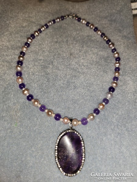 Gorgeous, fantasy polished amethyst, cultured pearl gemstone chakra necklace new