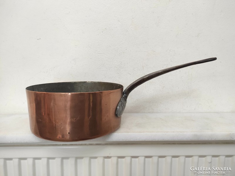 Antique tinned kitchen tool red copper pan with large handle and leg with iron lug 456 7390