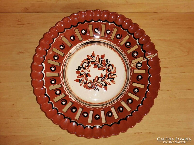 Glazed ceramic wall plate with openwork edge - diameter 30 cm (n)