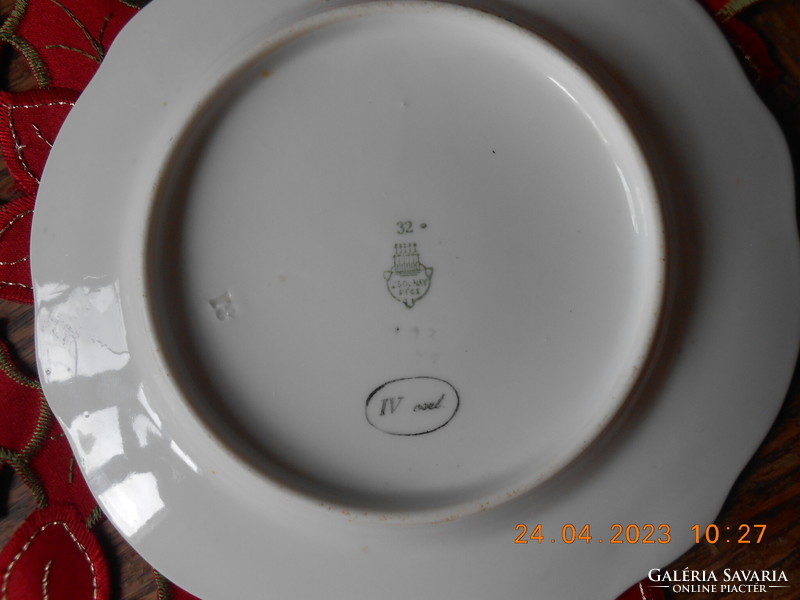 Zsolnay antique cake plate