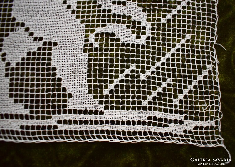 Antique lace puttos in the rain curtain, decorative pillow, picture insert 23 x 22.5 cm filet