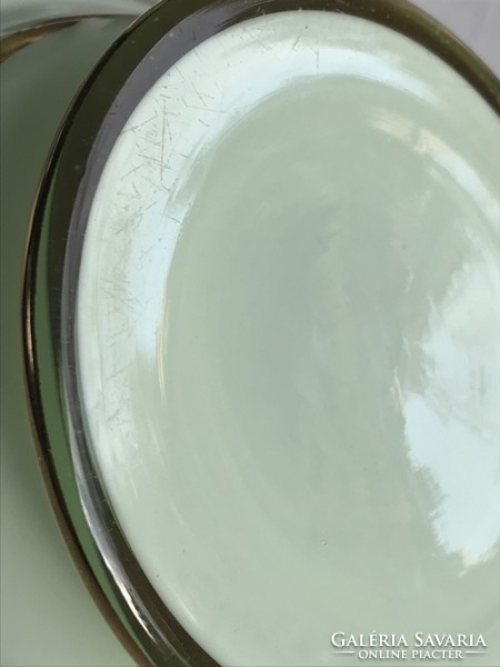 Kétrétegű üveg bonbonier gazdag aranyozással, 12 cm magas