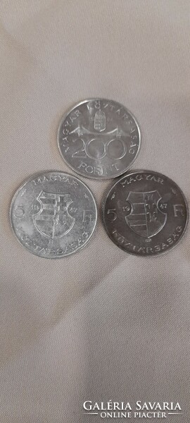 2db 1947es 5forint+1994 200ft