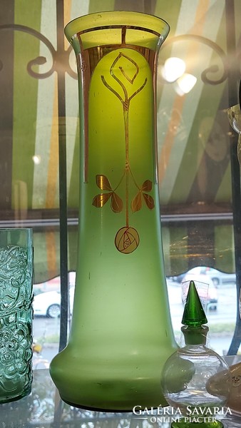 Extraordinary Jugendstil / art nuovo deco beautiful green-gold glass vase