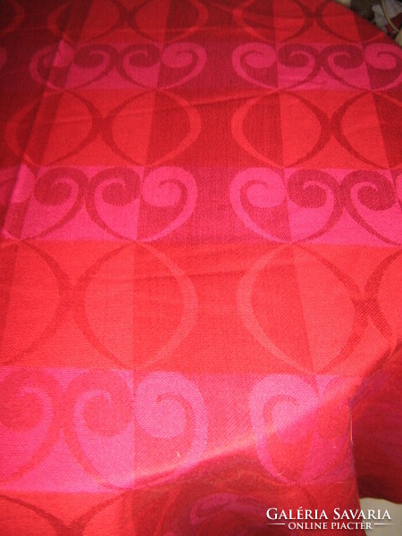 Gyönyörű vintage piros-magenta szőttes anyagú függöny