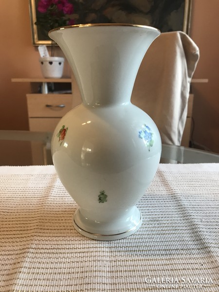 A nice Herend porcelain vase at a cheap price