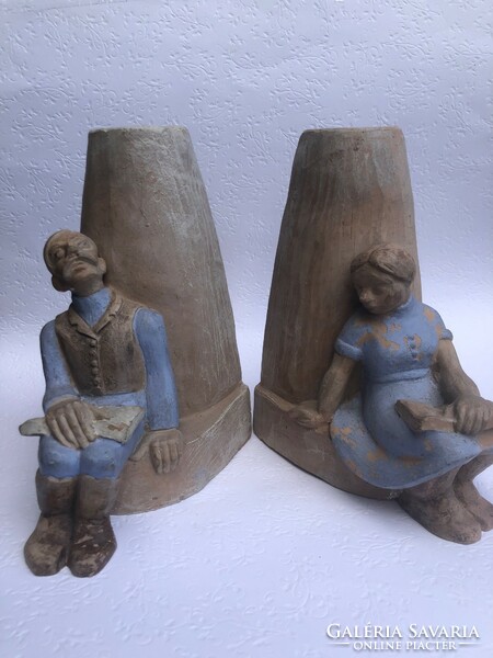 Masonry ceramic bookend