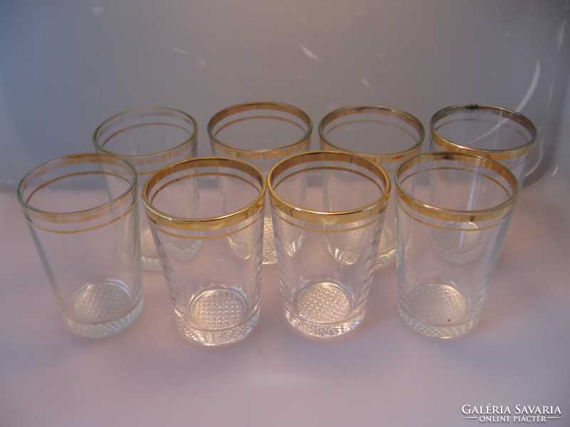Set of 8 retro gold striped water and wine glasses