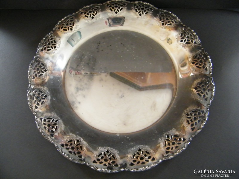 Silver-plated round tray with pierced edge