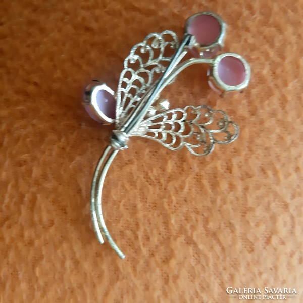 Pink stone brooch, pin