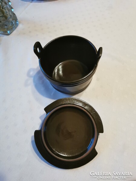 Retro ceramic jug salt holder