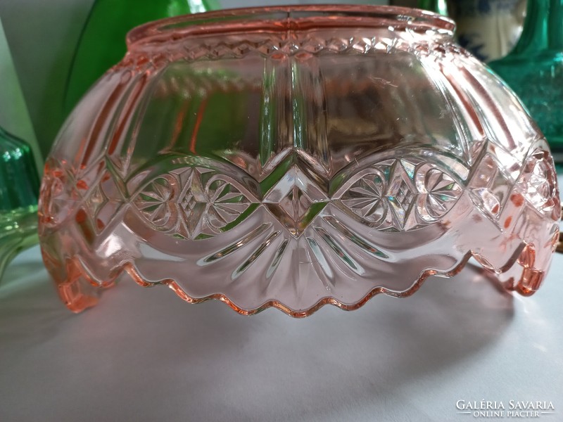 Pink boat-shaped crystal bowl, centerpiece, offering