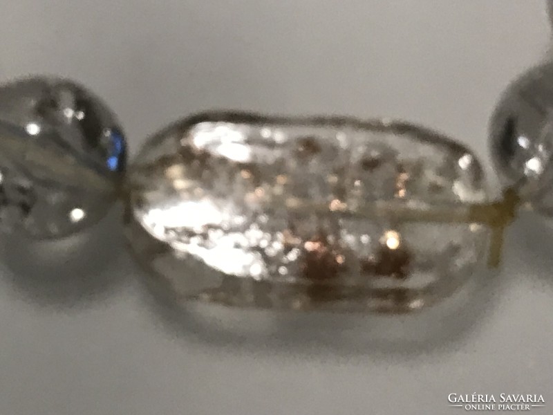 Muránói karkötő egyedi üvegszemekből, 7 cm
