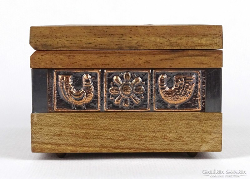 1M932 Hussar wooden box with copper relief decoration