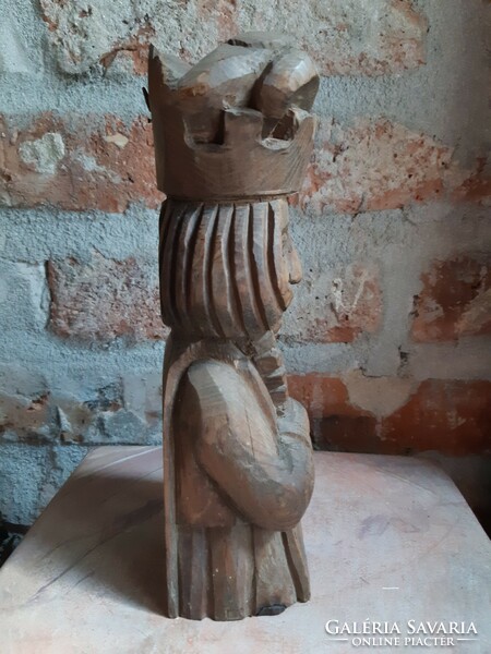 Wood statue