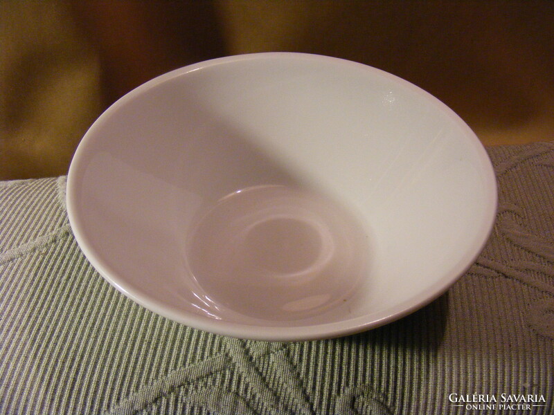 Zsolnay bowl 17 cm
