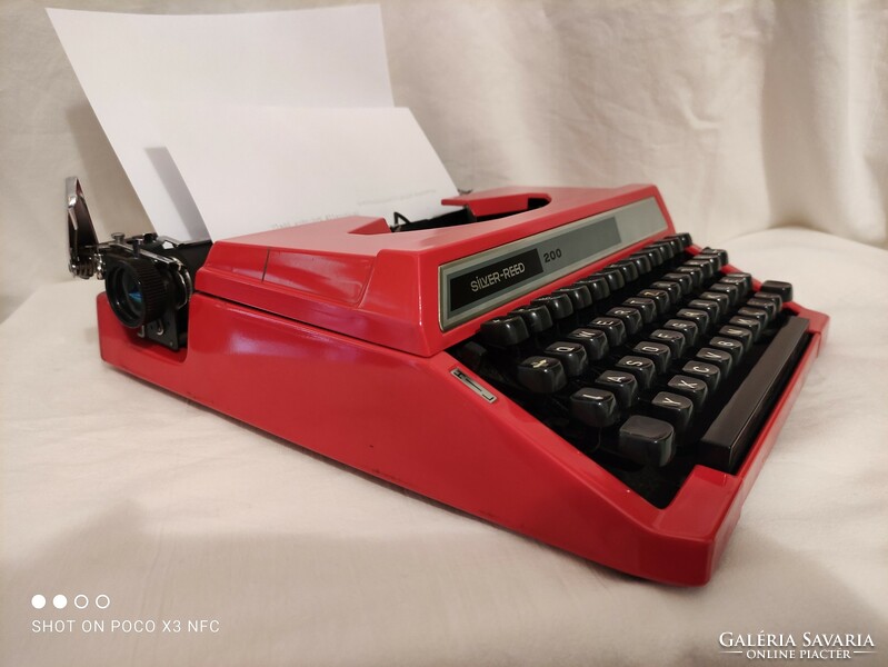 Seiko Silver Reed 200 Japán táska írógép az 1970 - es évekből