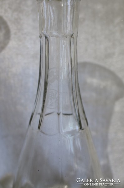 Régi jelzett koronás borosüveg,szervírozó üveg  4 db  1930,1948,1959-es