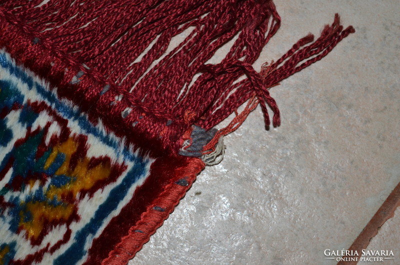 Silk moquette prayer rug