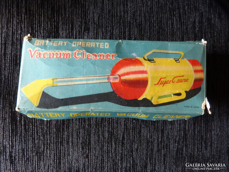 Japanese toy vacuum cleaner / sheet metal.