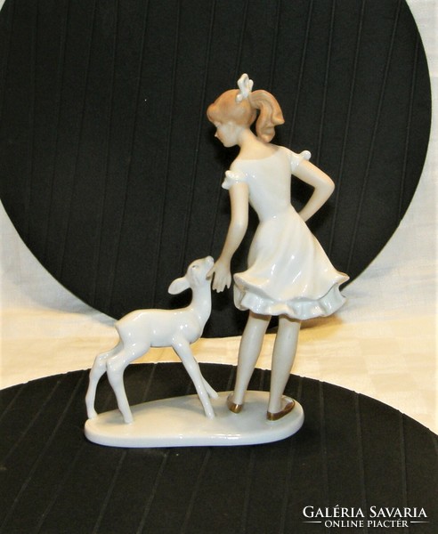 Wallendorf - girl with fawn