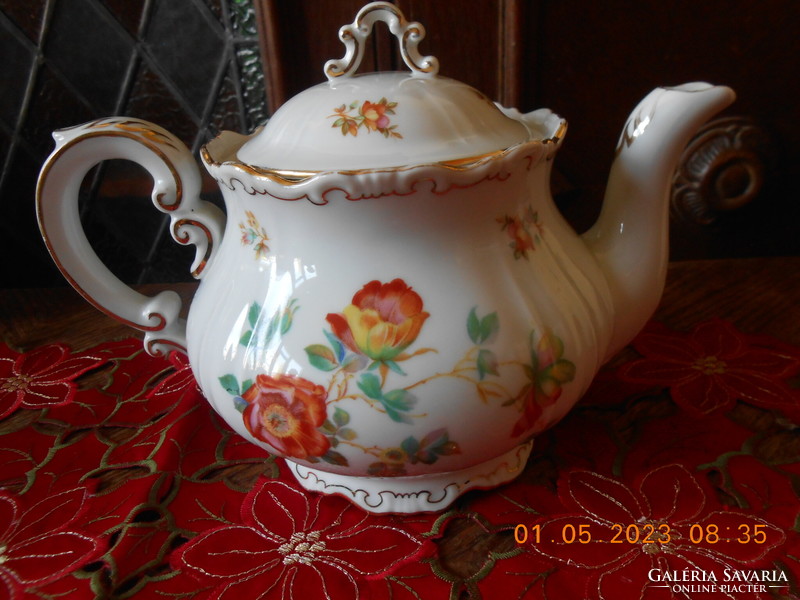 Zsolnay wild rose patterned tea spout