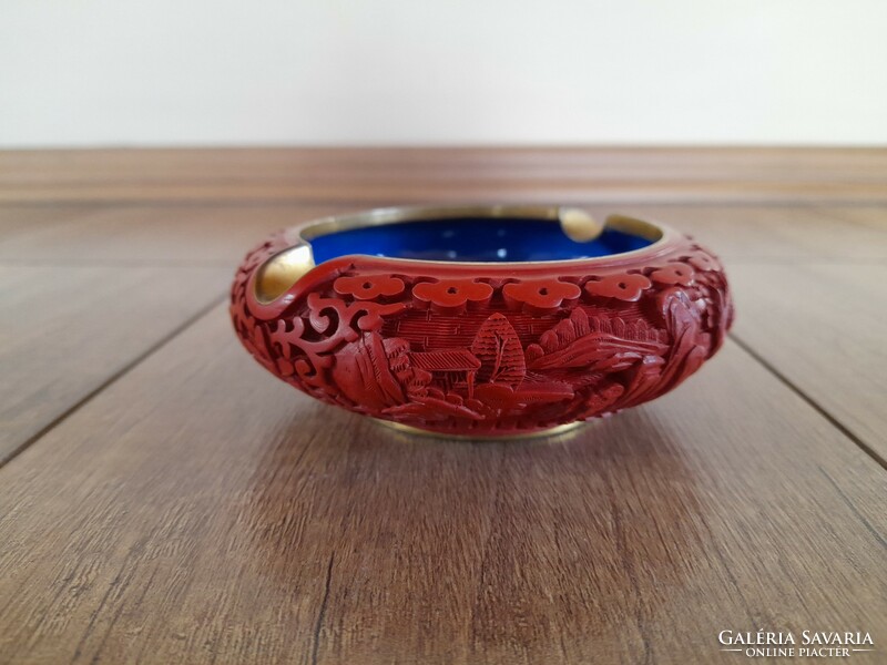 Old Chinese cinnabar bowl with figures