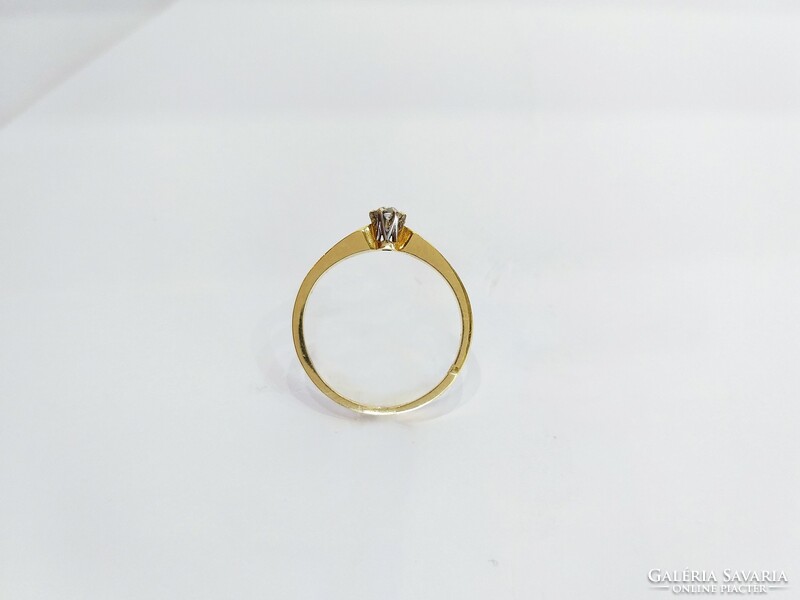 14K. New gold engagement ring with brill stones, in a very nice setting (no.: 30)