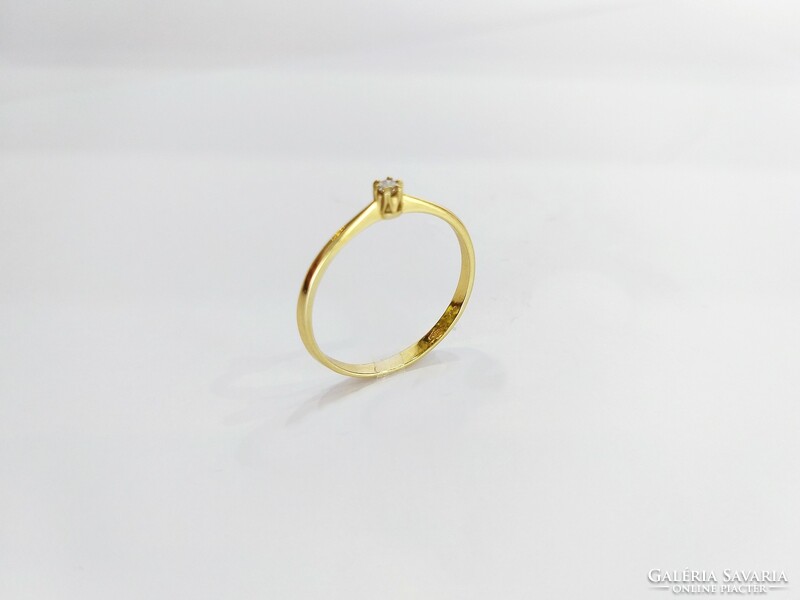 Új, 14 karátos arany, kis Brill köves női arany gyűrű (No.: 29)