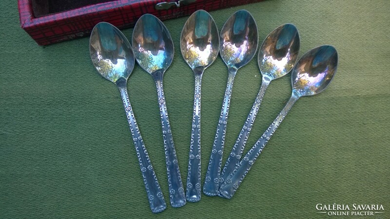 Silver-plated decorative mocha spoon in a set box