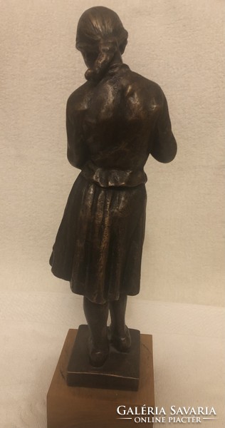 Kiss Zoltán Olcsai: statue of a reading girl for sale