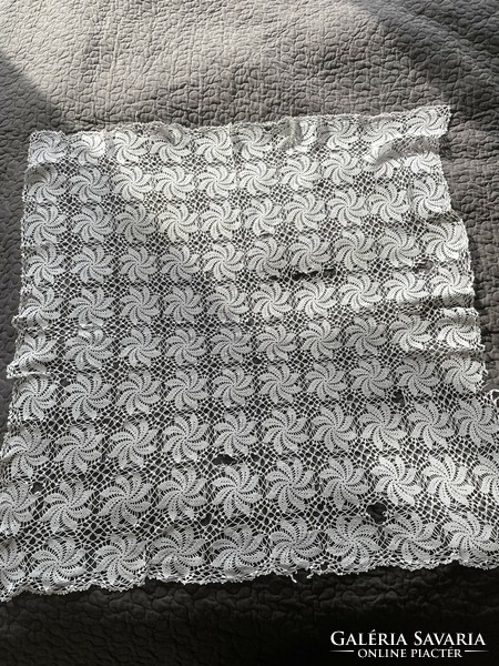 Larger size fine crochet tablecloth, needlework, lace