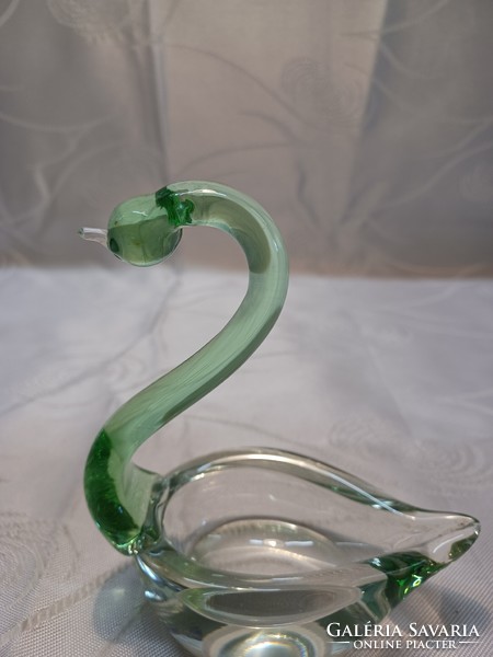 Glass swan paperweight