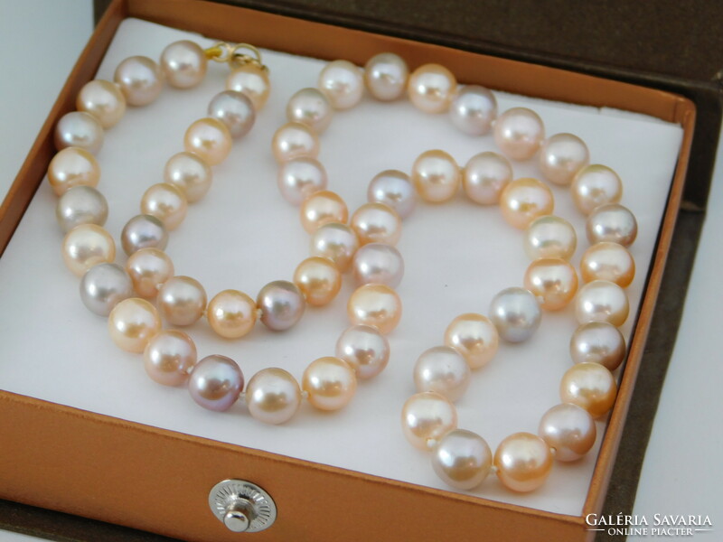 14 K gold multicolored pearl necklace