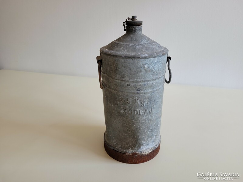 Régi vintage 5 literes kőolaj fém kanna olajos bádogkanna olajoskanna garázs dekoráció