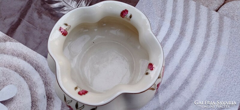 Zsolnay porcelán váza/ kaspó. 2000es évek pecsétes jelzésével. Hibátlan állapotban.
