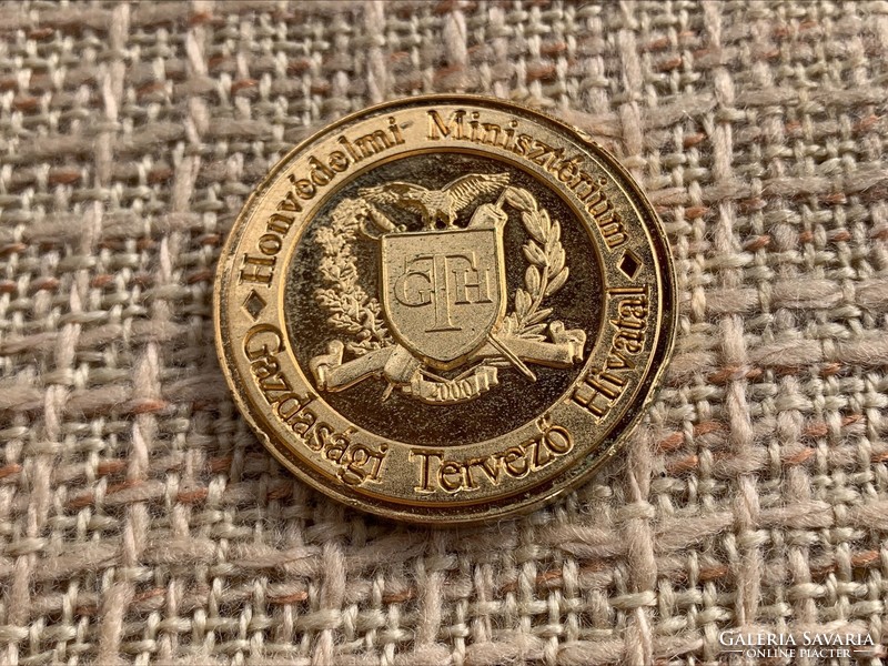 Ministry of Defense gth commemorative medal in capsule