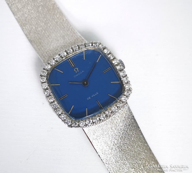 18K white gold bezel-set women's mechanical Omega Deville jewelry watch from 1969